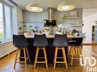  Maison � vendre 10 pi�ces 208 m�