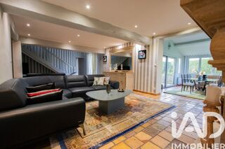  Maison � vendre 9 pi�ces 220 m�