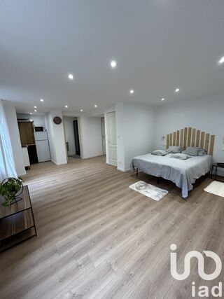  Immeuble � vendre 210 m�