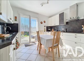  Maison  vendre 6 pices 143 m