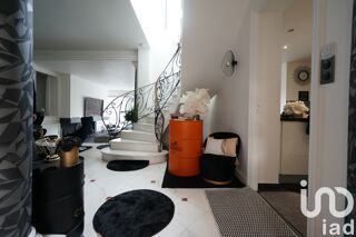  Maison  vendre 7 pices 280 m