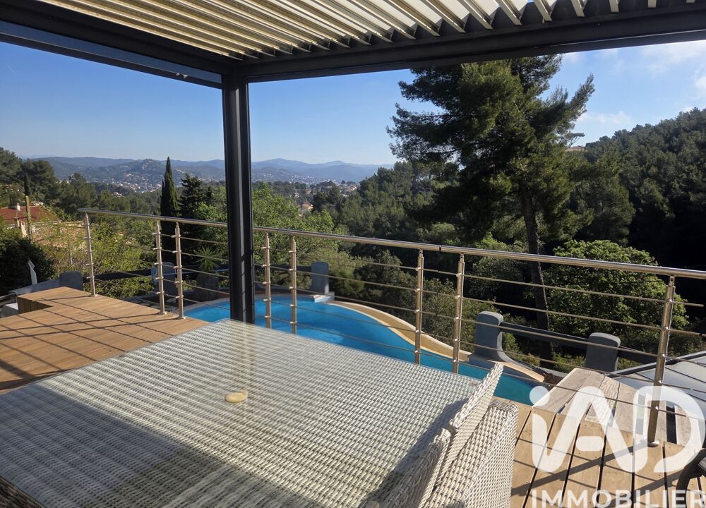 � vendre  Maison Hy�res (83400)