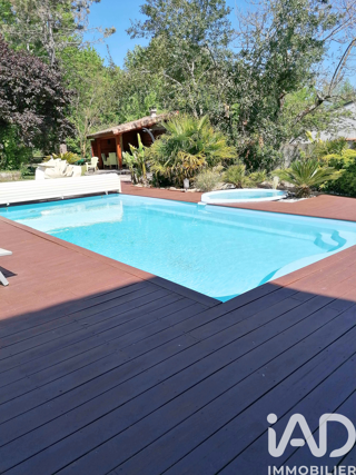  Maison � vendre 8 pi�ces 265 m�