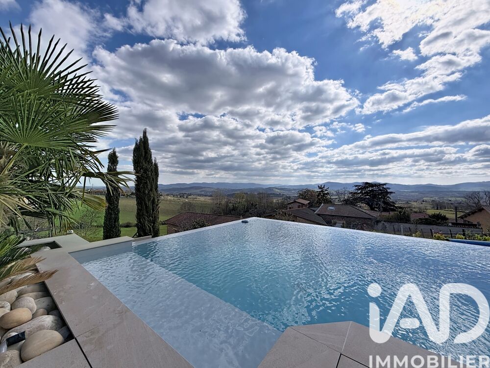 � vendre  Villa Moir� (69620)