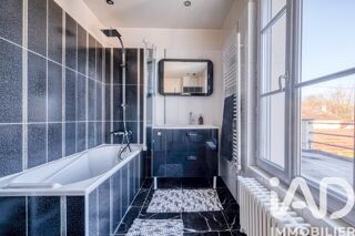  Maison � vendre 9 pi�ces 218 m�