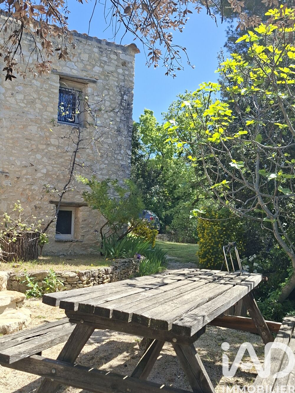 � vendre  Villa Venasque (84210)