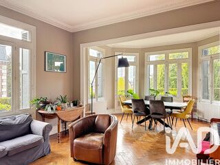  Maison � vendre 8 pi�ces 210 m�