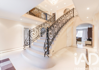  Maison � vendre 15 + pi�ces 740 m�