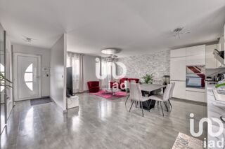  Maison  vendre 4 pices 98 m