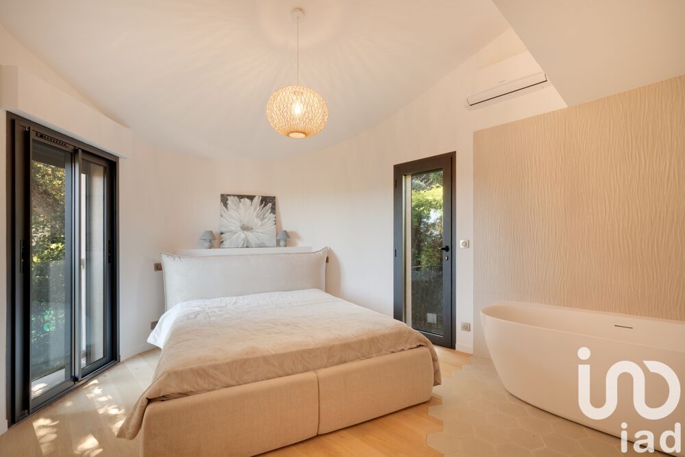  vendre  Villa Mandelieu-la-Napoule (06210)