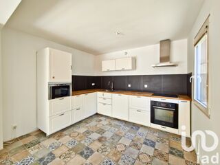  Immeuble � vendre 150 m�