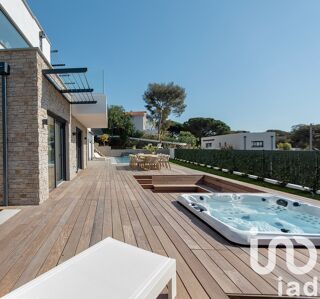  Maison  vendre 6 pices 270 m