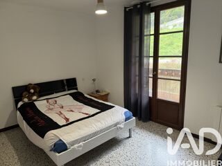  Maison � vendre 9 pi�ces 245 m�