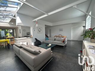  Maison  vendre 7 pices 220 m