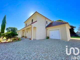  Villa  vendre 9 pices 192 m