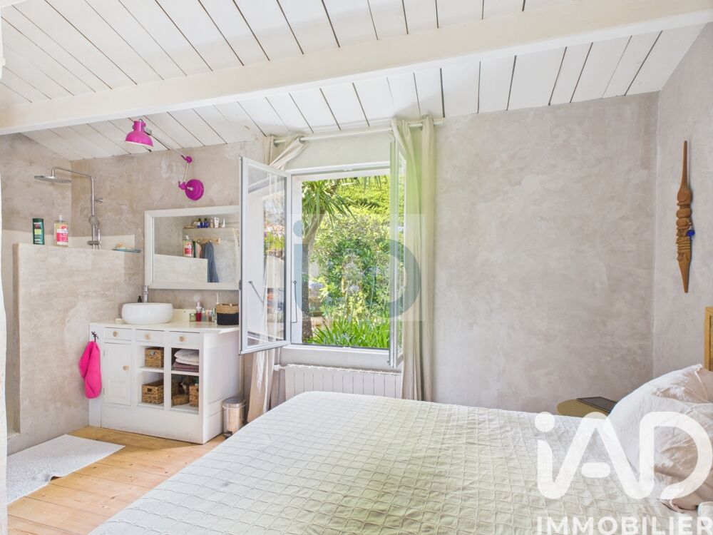 � vendre  Maison Sainte-Marie-de-R� (17740)