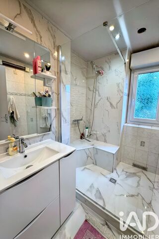  Appartement � vendre 5 pi�ces 83 m�