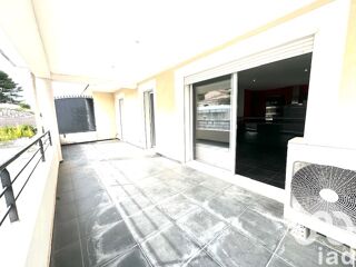  Appartement  vendre 4 pices 82 m