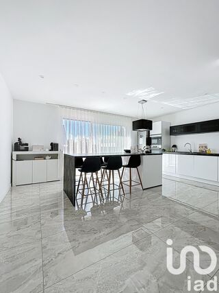  Maison  vendre 4 pices 111 m