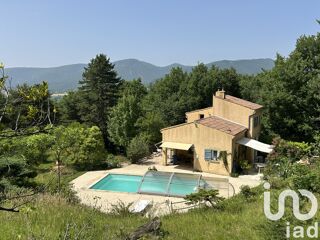  Villa � vendre 5 pi�ces 200 m�