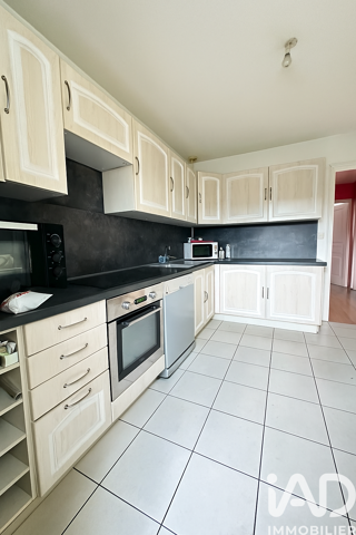  Appartement  vendre 4 pices 82 m