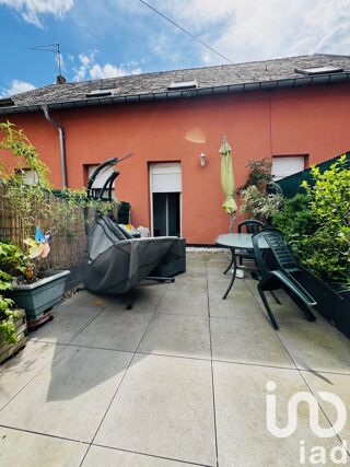  Immeuble � vendre 256 m�