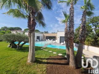  Maison � vendre 4 pi�ces 210 m�