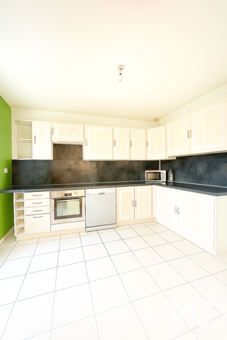  Appartement  vendre 4 pices 82 m