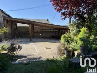  Maison  vendre 9 pices 211 m