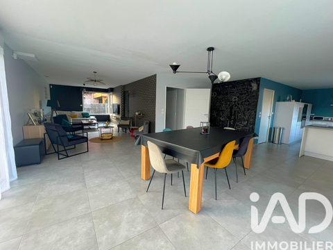   Vente Maison/villa 5 pi�ces Maison - 5 pi�ce(s) - 163 m�