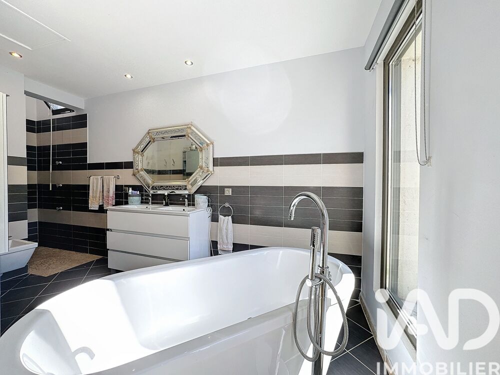 � vendre  Maison Grimaud (83310)