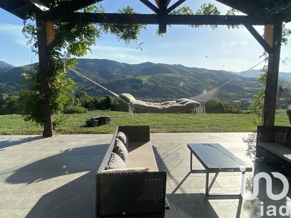 � vendre  Maison Lecumberry (64220)