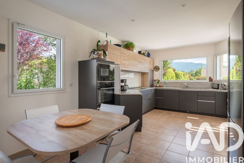 � vendre  Villa Meylan (38240)