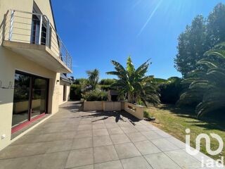  Maison  vendre 7 pices 239 m