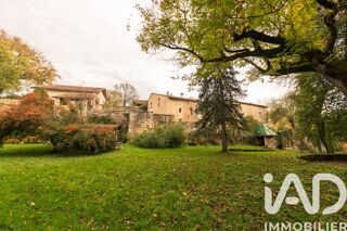  Maison � vendre 15 + pi�ces 1220 m�