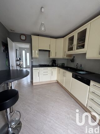  Maison  vendre 5 pices 141 m