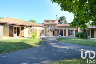  Maison  vendre 7 pices 220 m