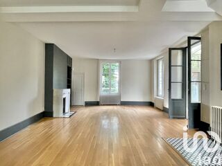  Maison � vendre 8 pi�ces 247 m�