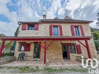  Maison  vendre 15 + pices 400 m