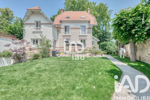   Vente Maison/villa 8 pi�ces Maison - 8 pi�ce(s) - 213 m�