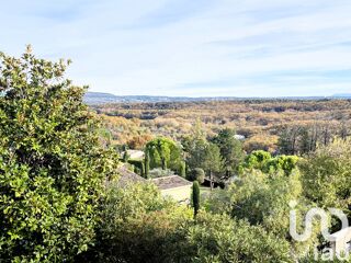  Maison � vendre 10 pi�ces 240 m�