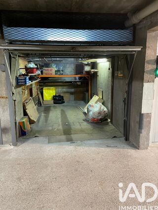  Parking / Garage  vendre 12 m