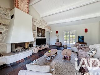  Maison � vendre 8 pi�ces 219 m�