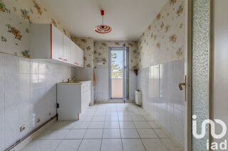  Appartement  vendre 4 pices 77 m
