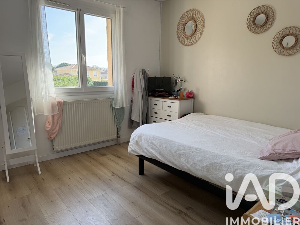 � vendre  Maison Chassieu (69680)