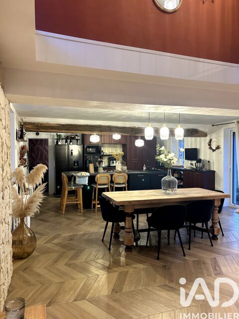   Vente Maison/villa 5 pices Maison - 5 pice(s) - 210 m