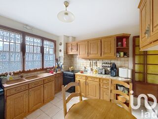  Maison � vendre 8 pi�ces 180 m�