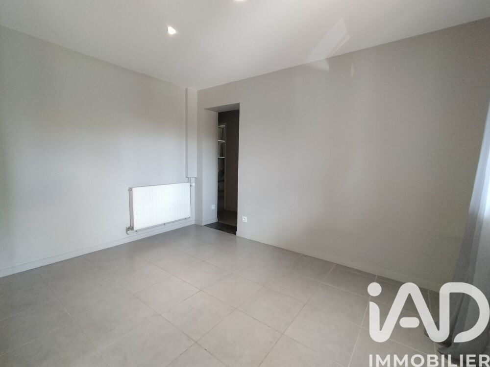 � vendre  Villa Chassieu (69680)