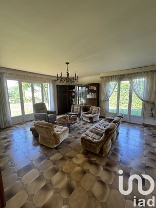  Maison � vendre 9 pi�ces 270 m�