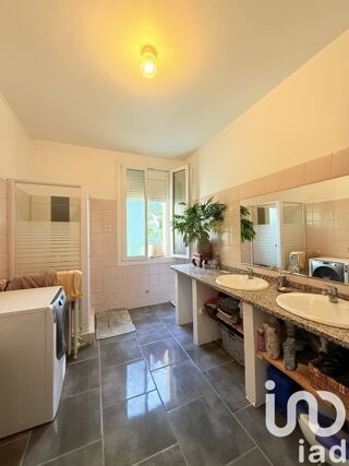  Maison � vendre 5 pi�ces 203 m�